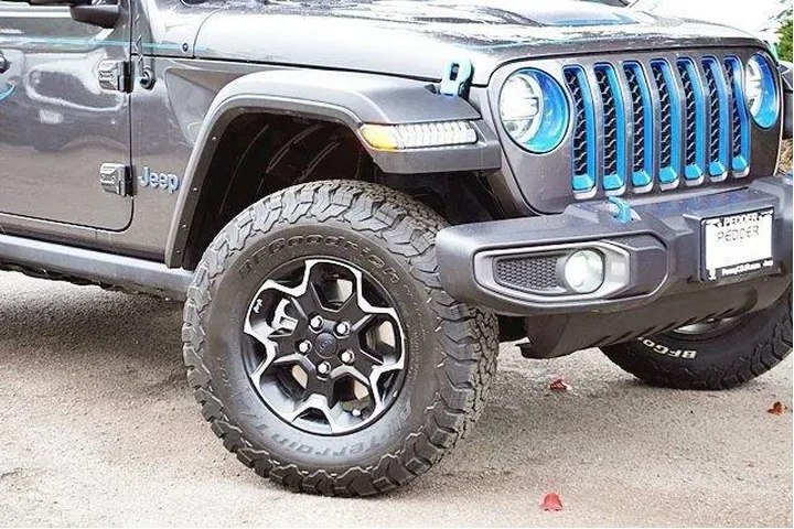 $31747 : Jeep Wrangler Unlimited 2021 image 4