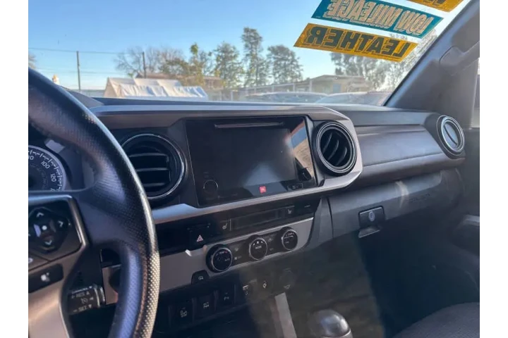 $27999 : 2017 Tacoma Limited image 10