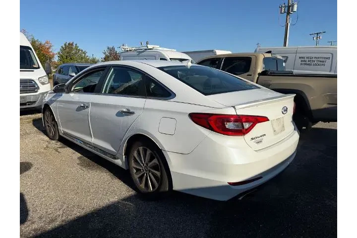 $14010 : Hyundai SONATA 2017 Sport 4d image 3