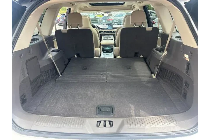 $32985 : Lincoln Aviator 2020 AWD Res image 9