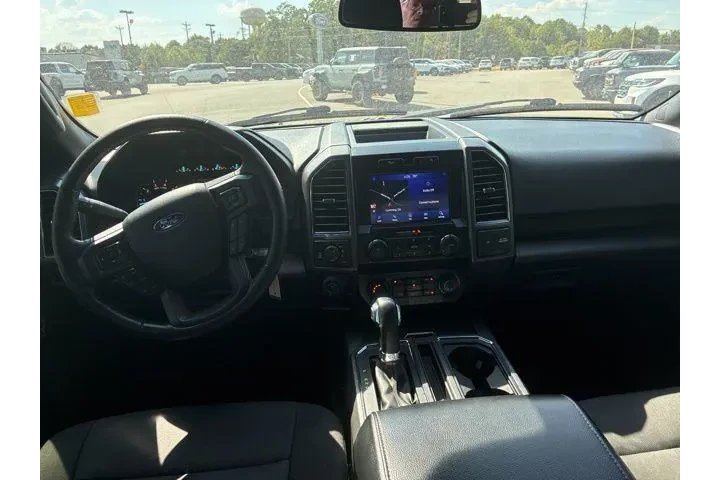 $28592 : Ford F-150 2019 4x4 Lariat 4 image 7