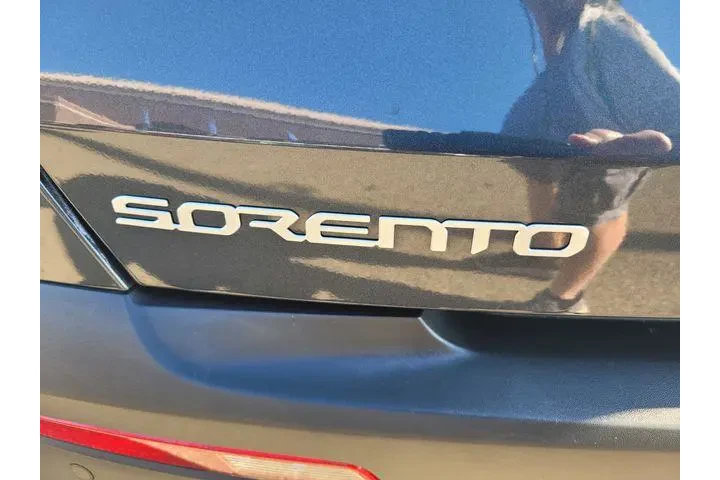 $33647 : Kia Sorento 2023 AWD SX 4dr image 7