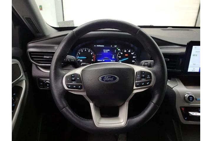 $31998 : Ford Explorer 2023 AWD XLT 4 image 10