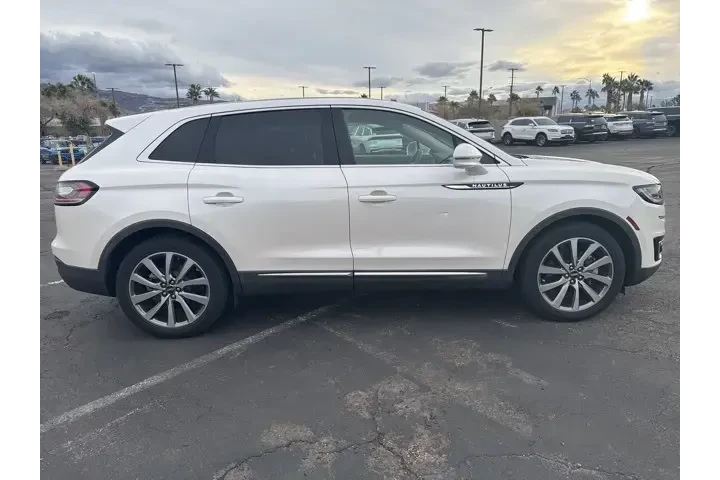 $21778 : Lincoln Nautilus 2019 Select image 4