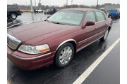 $5300 : Lincoln Town Car 2004 Ultima thumbnail