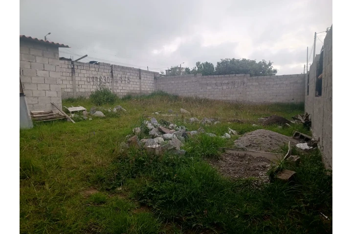 $32000 : Vendo terreno 420m2 y mediagua image 2