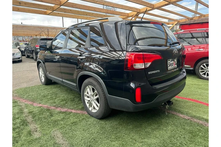 $8500 : 2015 KIA SORENTO2015 KIA SORE image 10