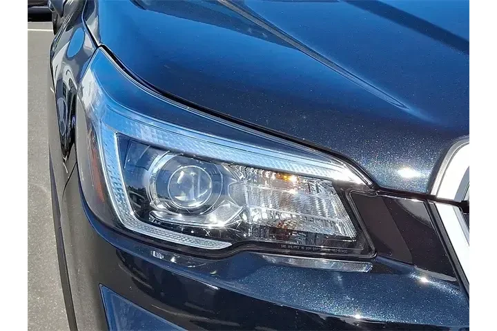 $19578 : Subaru Forester 2019 AWD Pre image 9