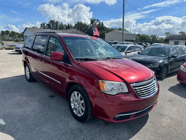 $6797 : 2015 Town and Country Touring image 4