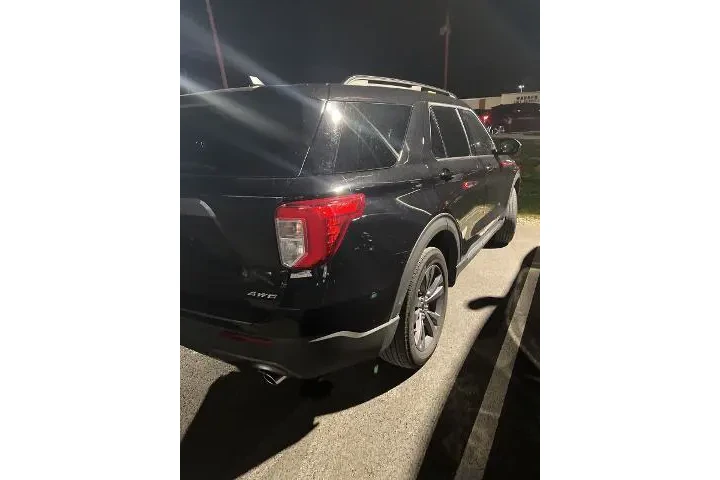 $30498 : Ford Explorer 2022 AWD XLT 4 image 1