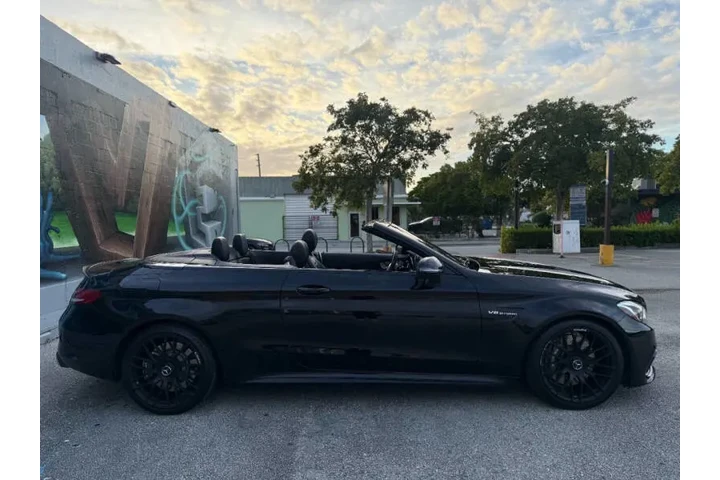 $29991 : 2017 Mercedes-Benz C-Class AM image 6