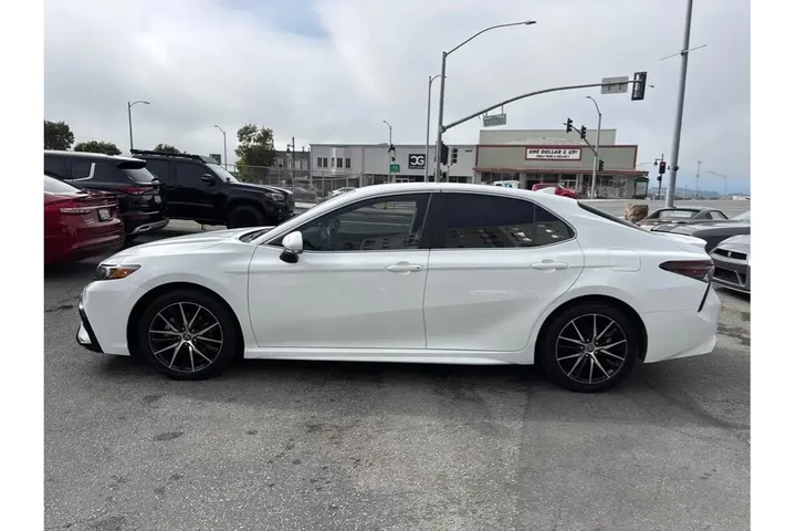 $24388 : Toyota Camry 2022 SE 4dr Sed image 3