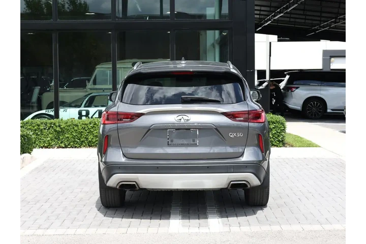 $28800 : INFINITI QX50 LUXE image 4