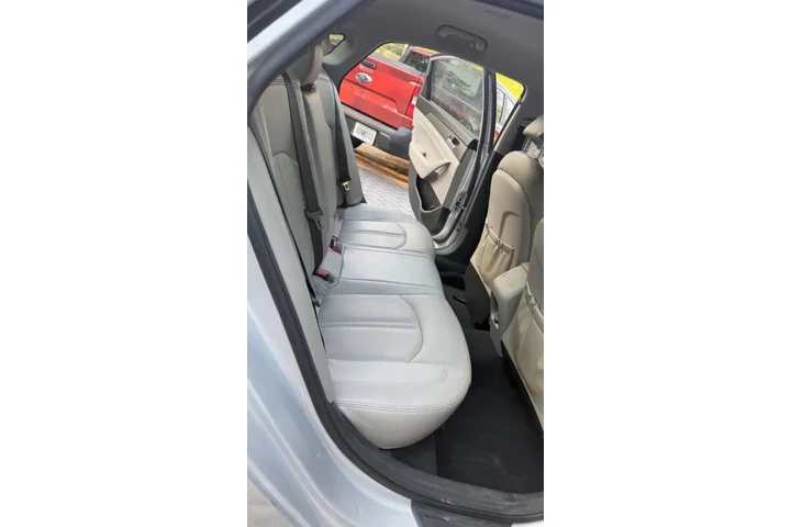 $5500 : 2015 Sonata SE image 9