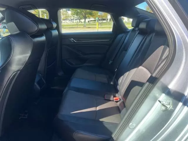 $17500 : 2018 Accord Sport image 10