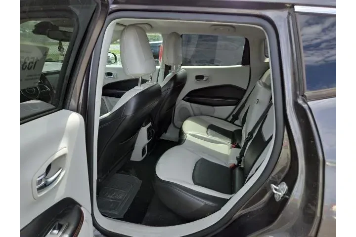 $14855 : Jeep Compass 2021 4x4 Limite image 3