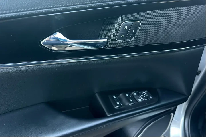 $26900 : Lincoln Nautilus 2021 Standa image 10