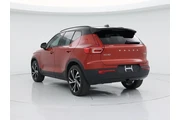 $29998 : Volvo XC40 2022 AWD T5 R-Des thumbnail