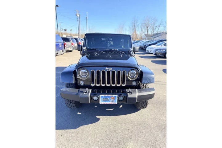 $16995 : 2014 Wrangler Unlimited Dragon image 4