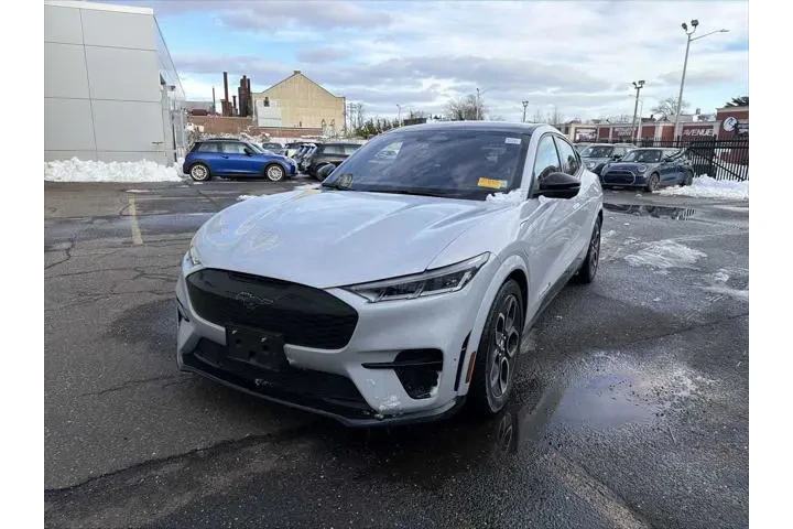 $34943 : Ford Mustang Mach-E 2023 AWD image 2