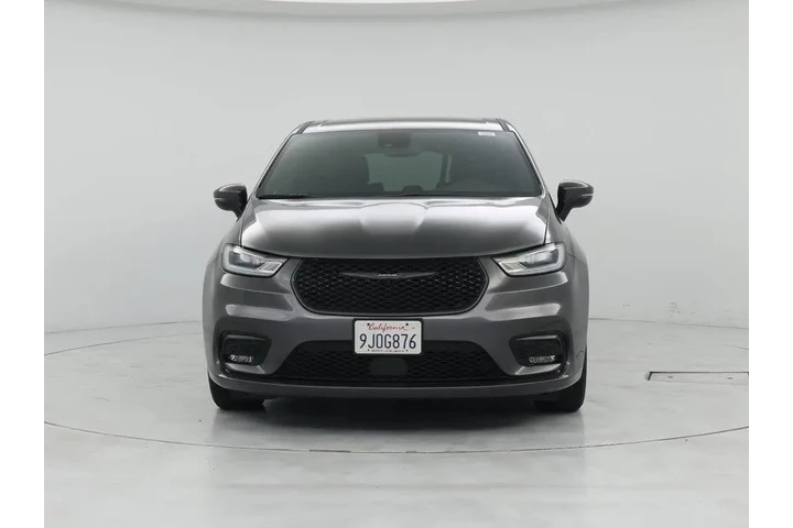 $29998 : Chrysler Pacifica Plug-In Hy image 5