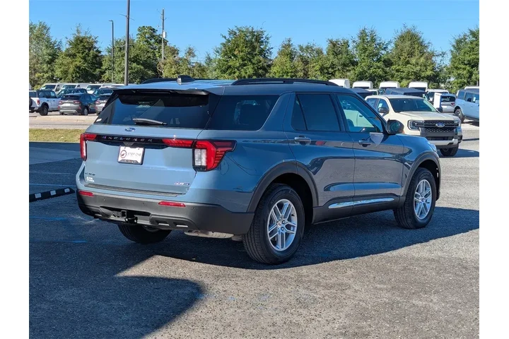 $39910 : Ford Explorer 2025 AWD Activ image 5