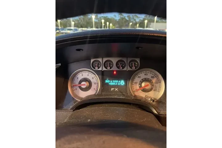 $11677 : Ford F-150 2010 4x2 XLT 4dr image 6