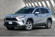 $31900 : Toyota RAV4 2024 AWD XLE 4dr thumbnail