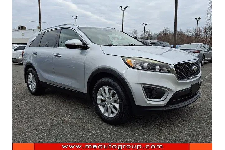$13987 : Kia Sorento 2018 LX 4dr SUV image 7