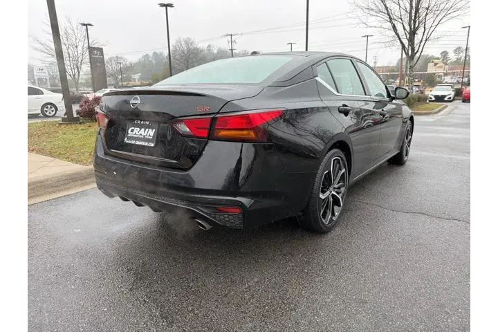 $22233 : Nissan Altima 2025 2.5 SR 4d image 7