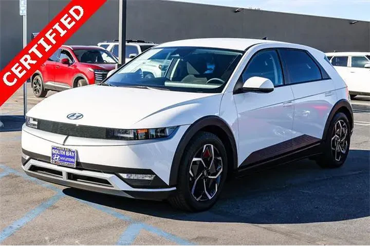 $21895 : Hyundai IONIQ 5 2024 SE Stan image 3