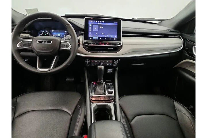$23998 : Jeep Compass 2025 4x4 Limite image 9