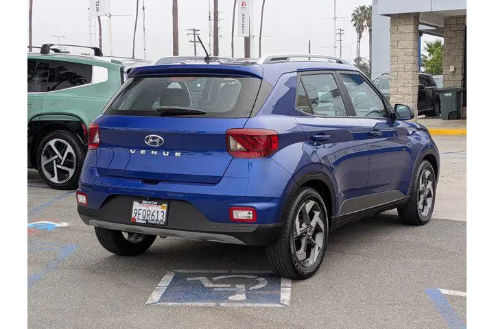 $18777 : Hyundai VENUE 2023 Limited 4 image 4