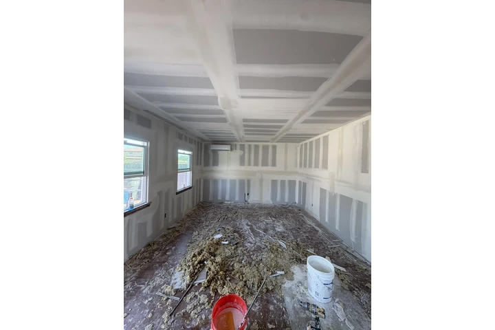 Reparacion drywall I pinturas image 3