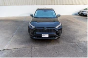 $27960 : Toyota RAV4 2025 LE 4dr SUV thumbnail