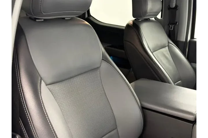 $31999 : Ford F-150 2021 4x4 Lariat 4 image 10