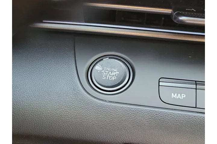 $22576 : Hyundai ELANTRA Hybrid 2025 image 6