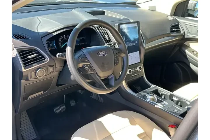 $26500 : Ford Edge 2024 AWD SE 4dr SU image 7