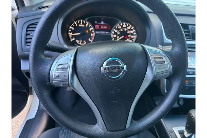 $13213 : Nissan Altima 2017 2.5 S 4dr image 7