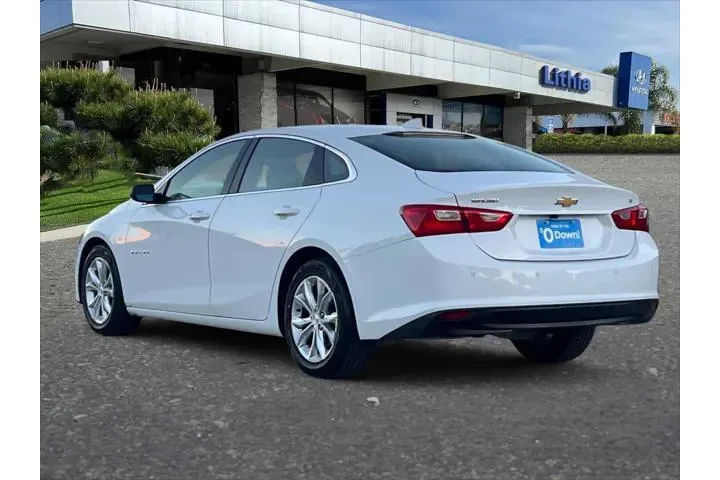 $15299 : Chevrolet Malibu 2024 LT 4dr image 7