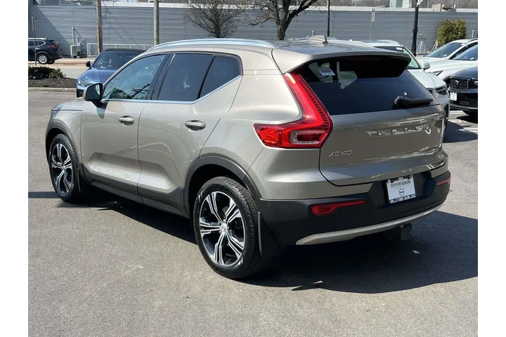 $26000 : Volvo XC40 2021 AWD T5 Inscr image 4