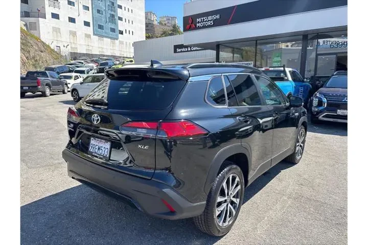 $29388 : Toyota Corolla Cross 2025 XL image 6