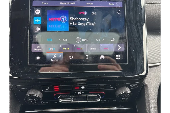 $33500 : Jeep Grand Cherokee 2023 4x4 image 9