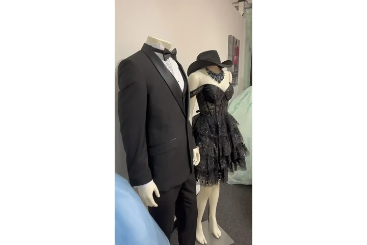 XV Forever Boutique image 3