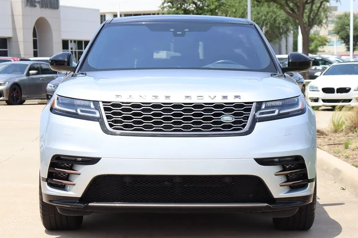 $27524 : 2018 Range Rover Velar R-Dyna image 4