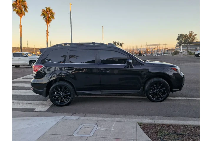 $16988 : 2018 Forester Premium image 5