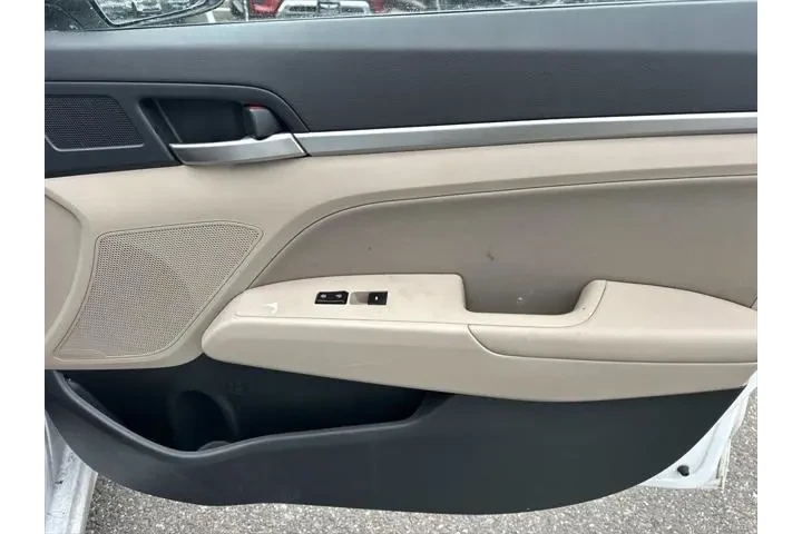 $14750 : Hyundai ELANTRA 2020 SEL 4dr image 6