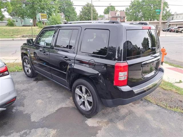 $11813 : 2016 JEEP PATRIOT image 8