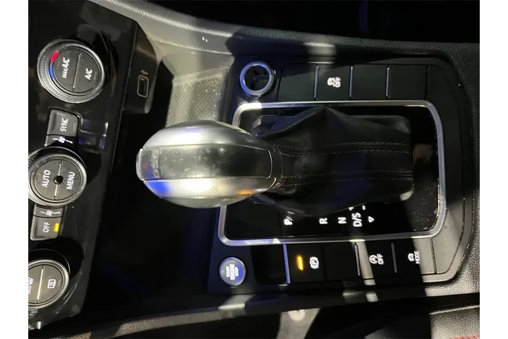 $18500 : Volkswagen Jetta 2019 GLI S image 10