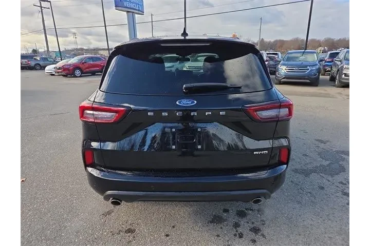 $24910 : Ford Escape 2024 AWD ST-Line image 6